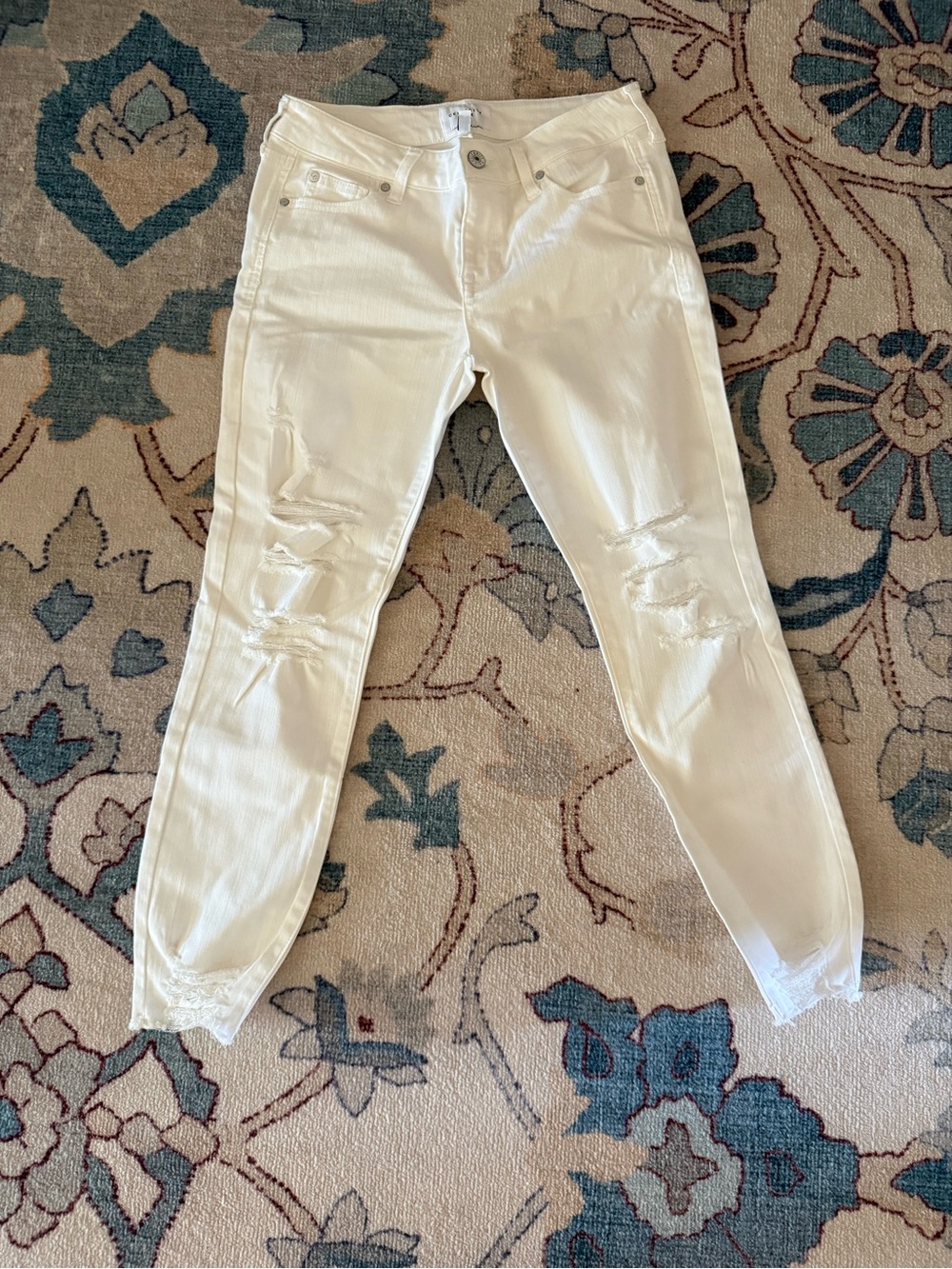 Celebrity Pink White Cropped Jeans - Slim Fit
